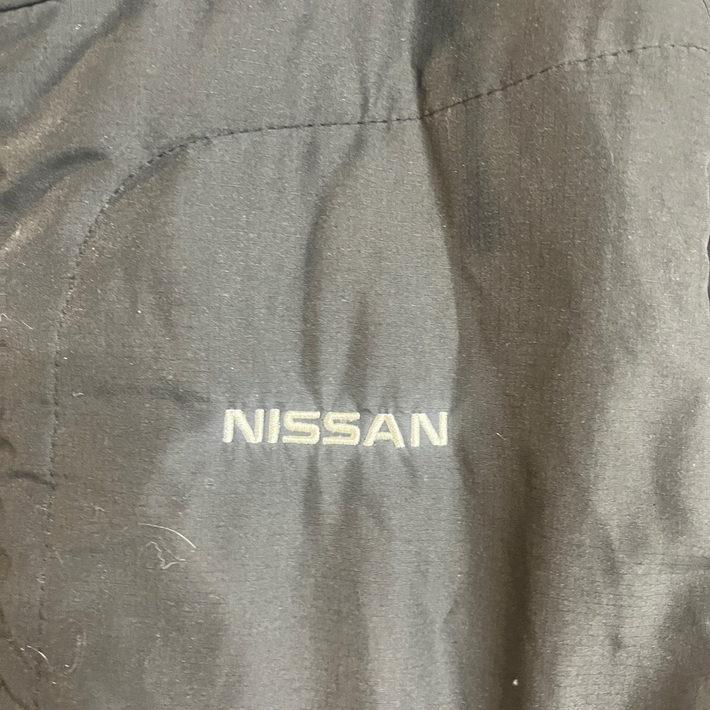 Black vest from Nissan